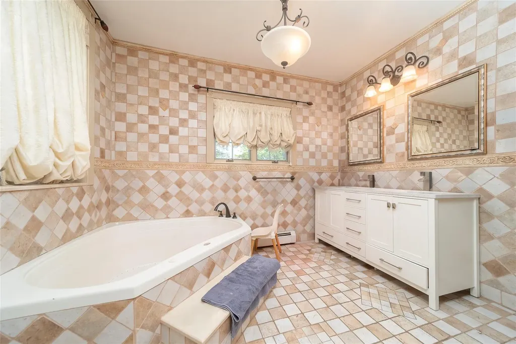 3225 155th Street Flushing NY 11354