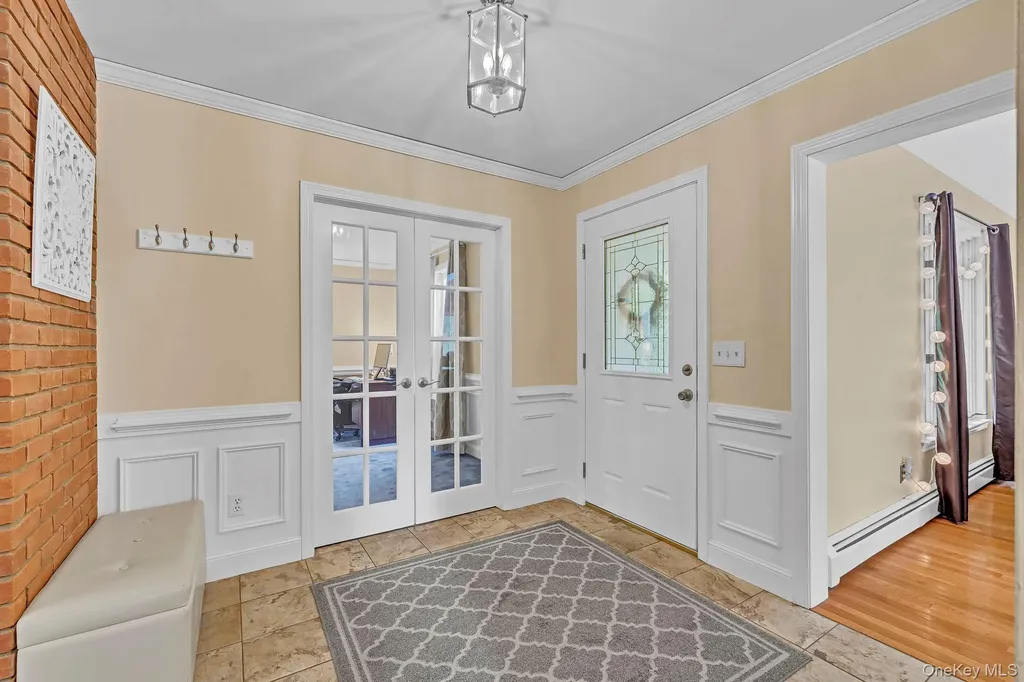 74 Vincent Lane Stone Ridge NY 12484