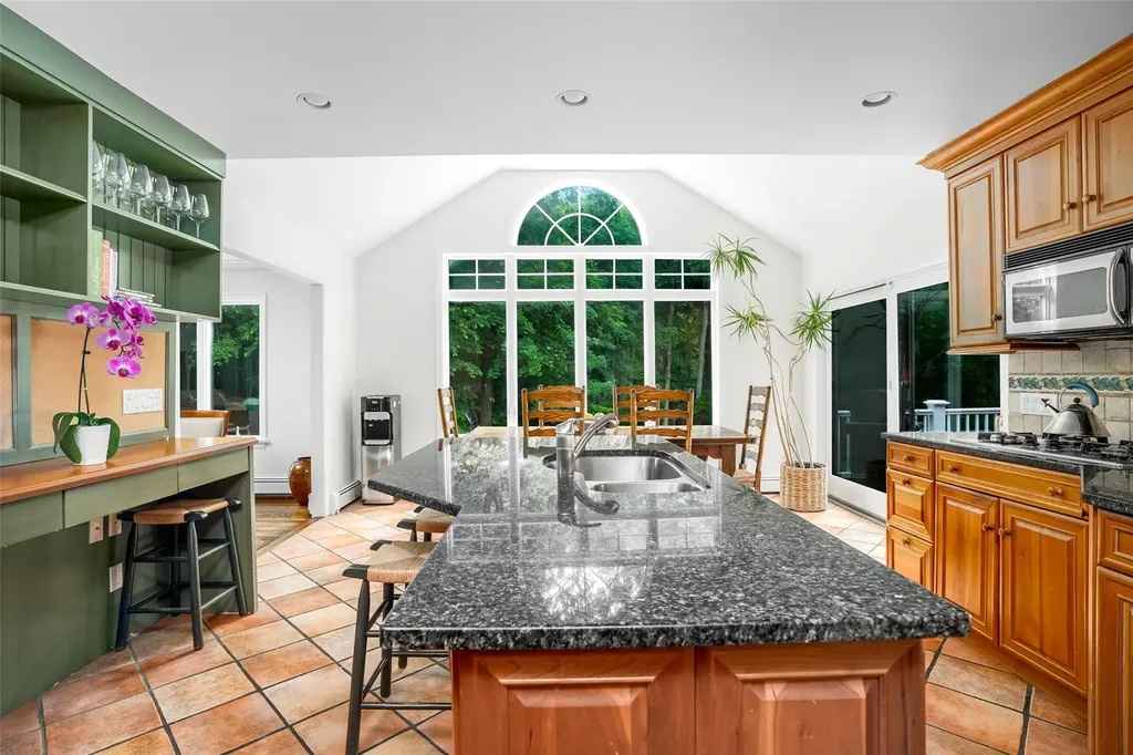 34 Evergreen Row Armonk NY 10504