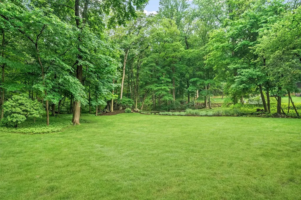 34 Evergreen Row Armonk NY 10504