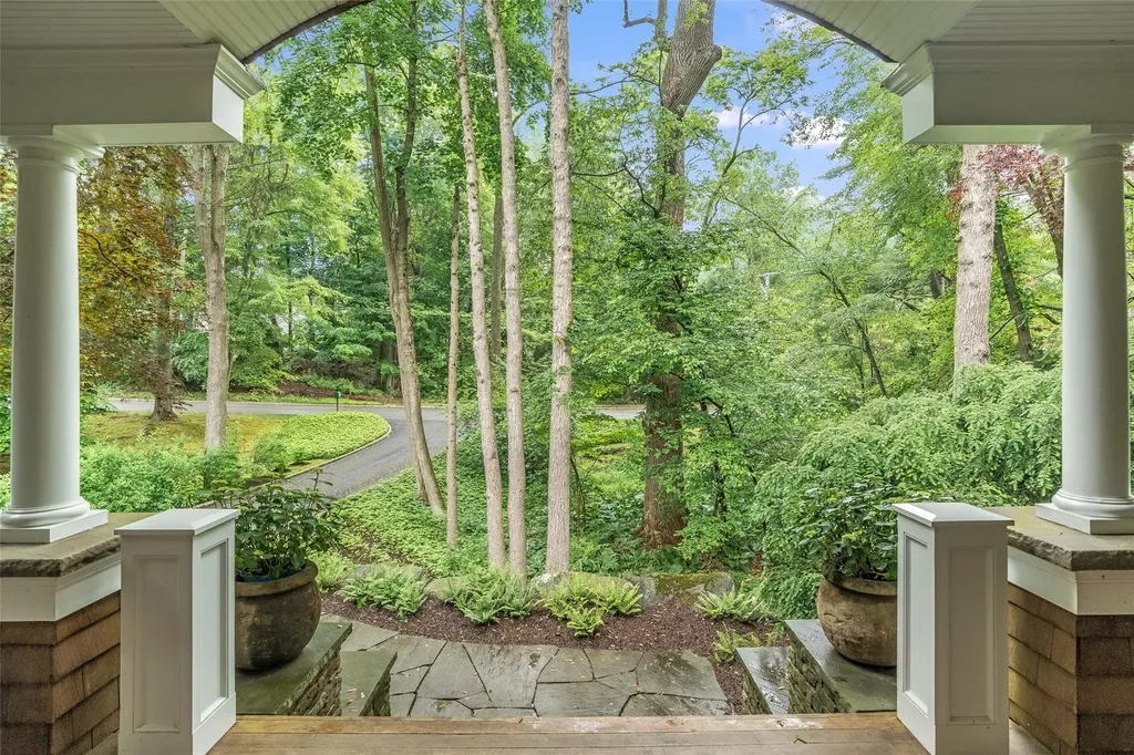 34 Evergreen Row Armonk NY 10504