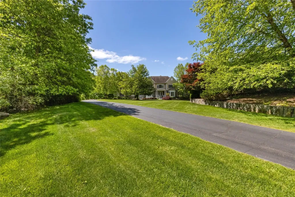 1 Majestic Ridge Carmel NY 10512