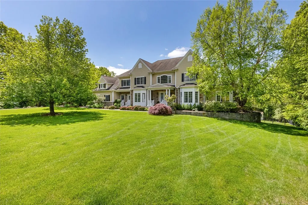 1 Majestic Ridge Carmel NY 10512