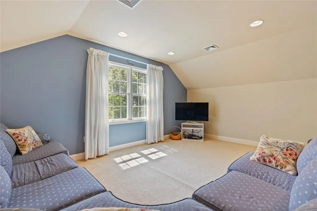 1 Majestic Ridge Carmel NY 10512