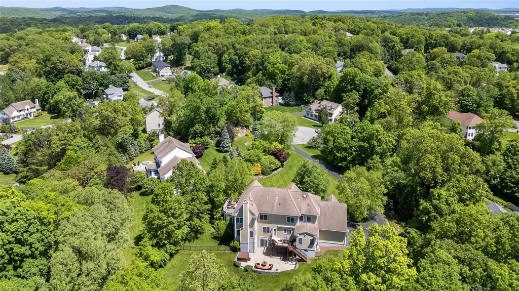 1 Majestic Ridge Carmel NY 10512