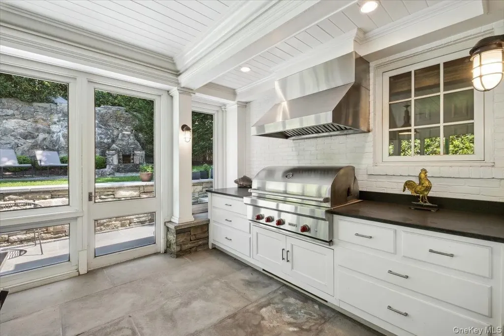 7 Meadow Place Larchmont NY 10538