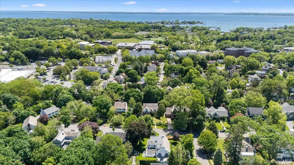 7 Meadow Place Larchmont NY 10538