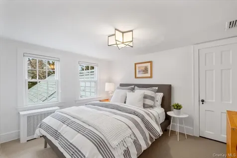 7 Meadow Place Larchmont NY 10538