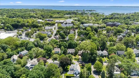 7 Meadow Place Larchmont NY 10538
