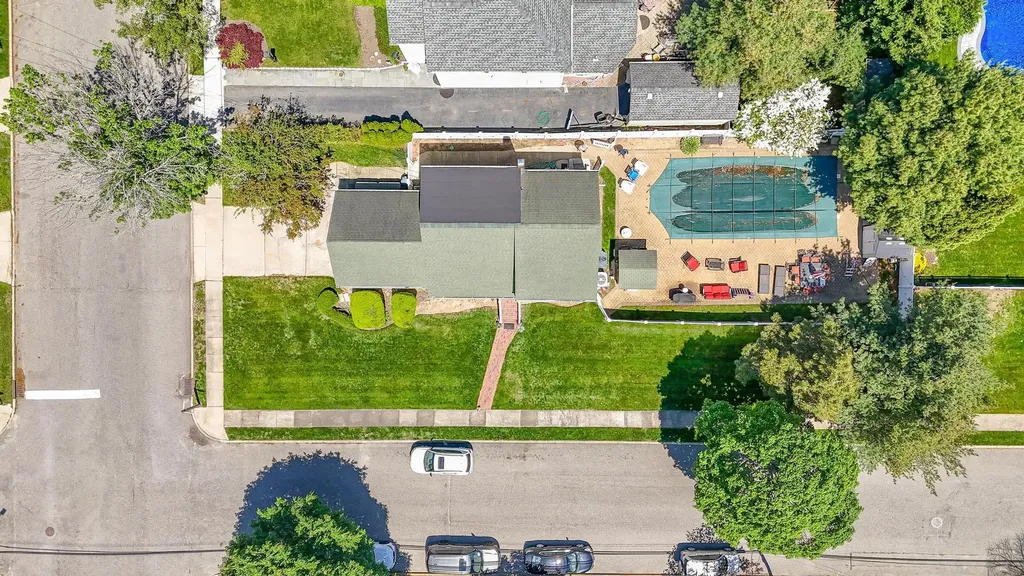 25 Baldwin Avenue Massapequa NY 11758