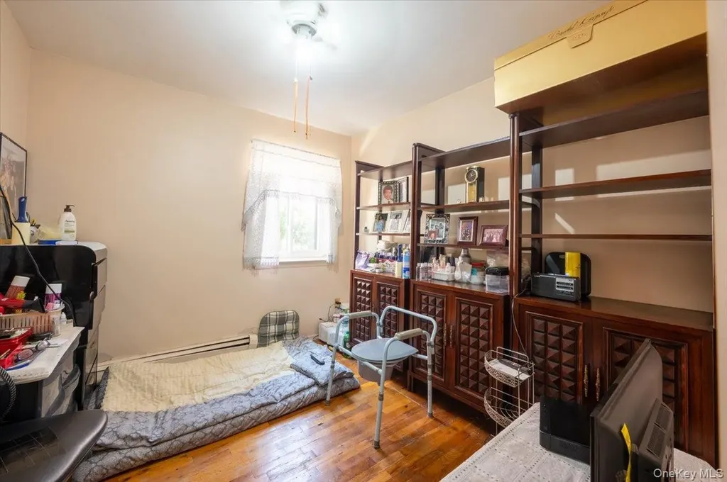 16608 29th Avenue Flushing NY 11358