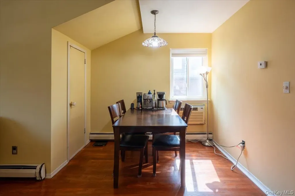16608 29th Avenue Flushing NY 11358
