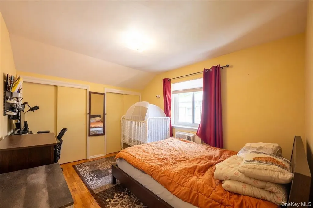16608 29th Avenue Flushing NY 11358