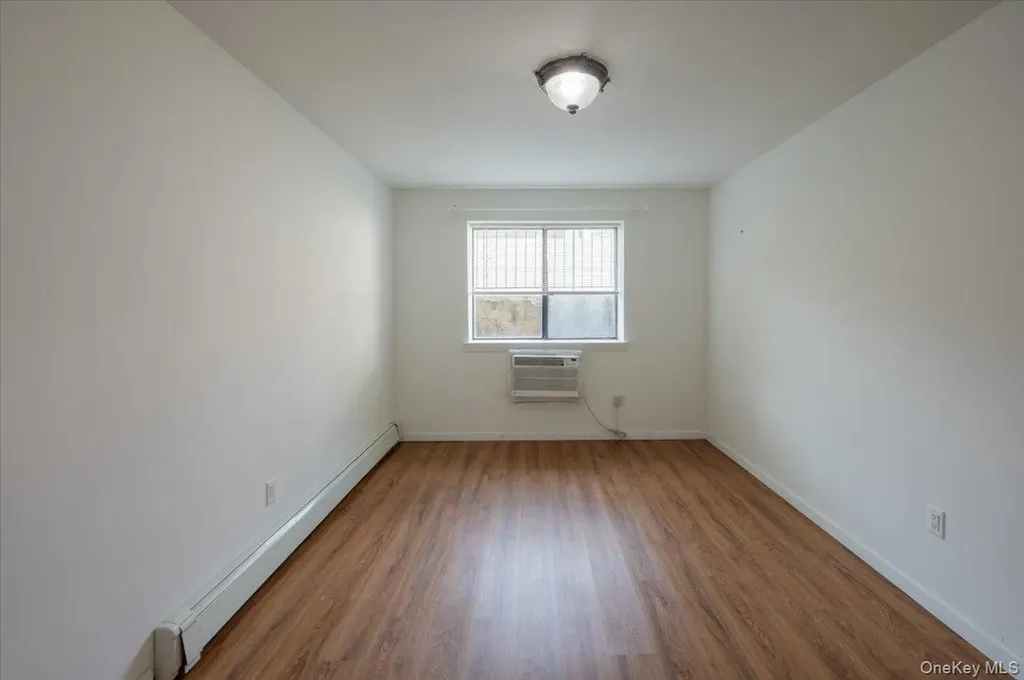 16608 29th Avenue Flushing NY 11358