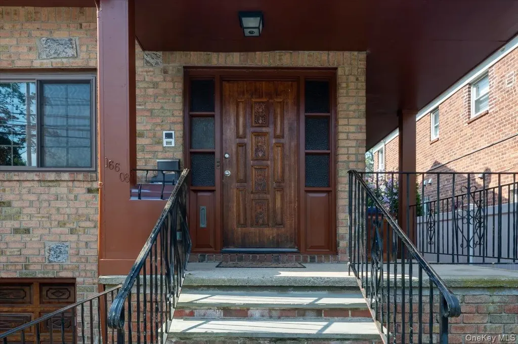 16608 29th Avenue Flushing NY 11358
