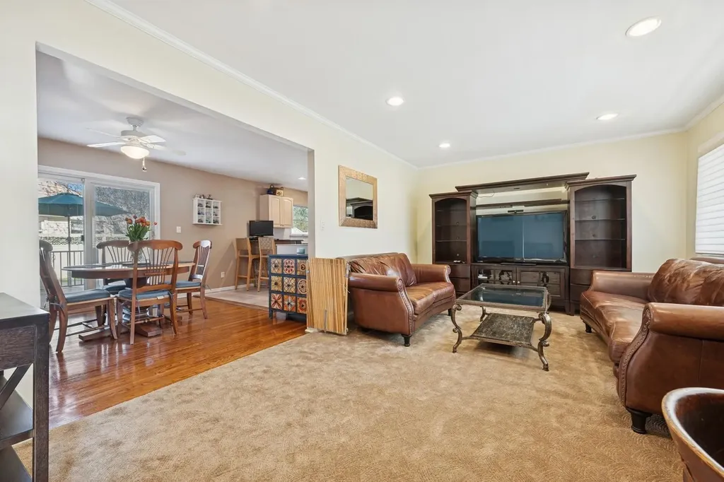 1334 Martin Drive Wantagh NY 11793