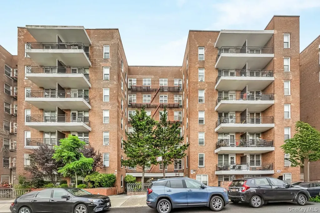 67-50 Thornton Place Forest Hills NY 11375