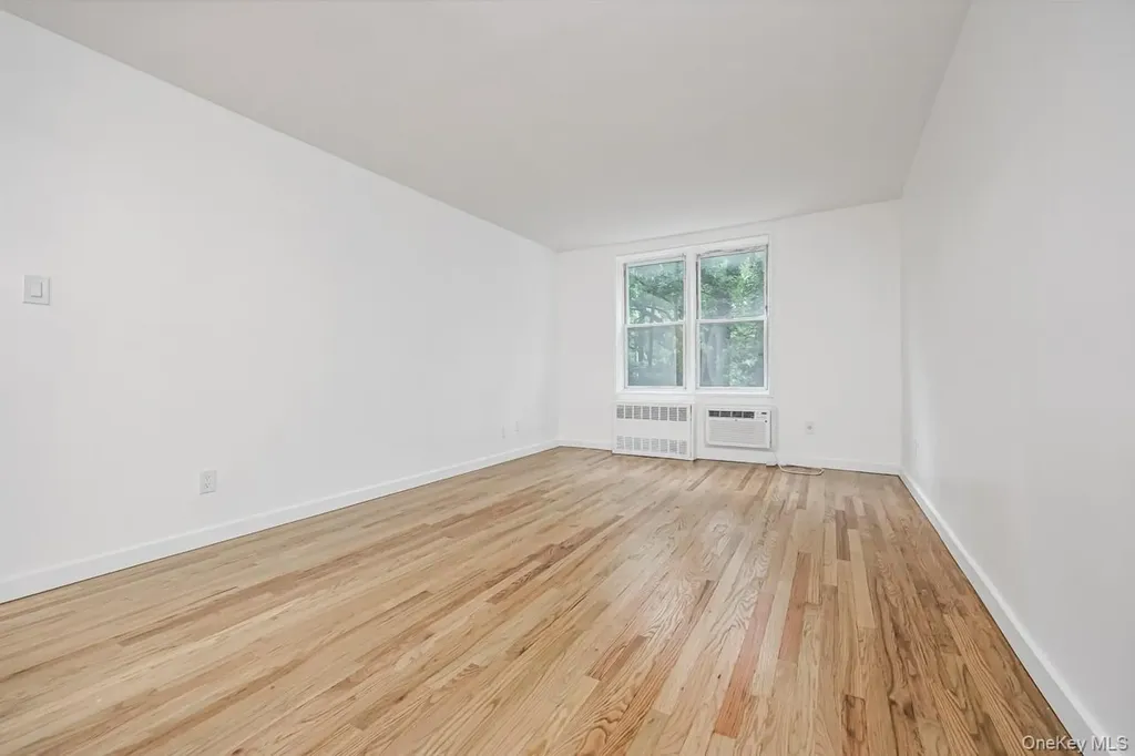 67-50 Thornton Place Forest Hills NY 11375