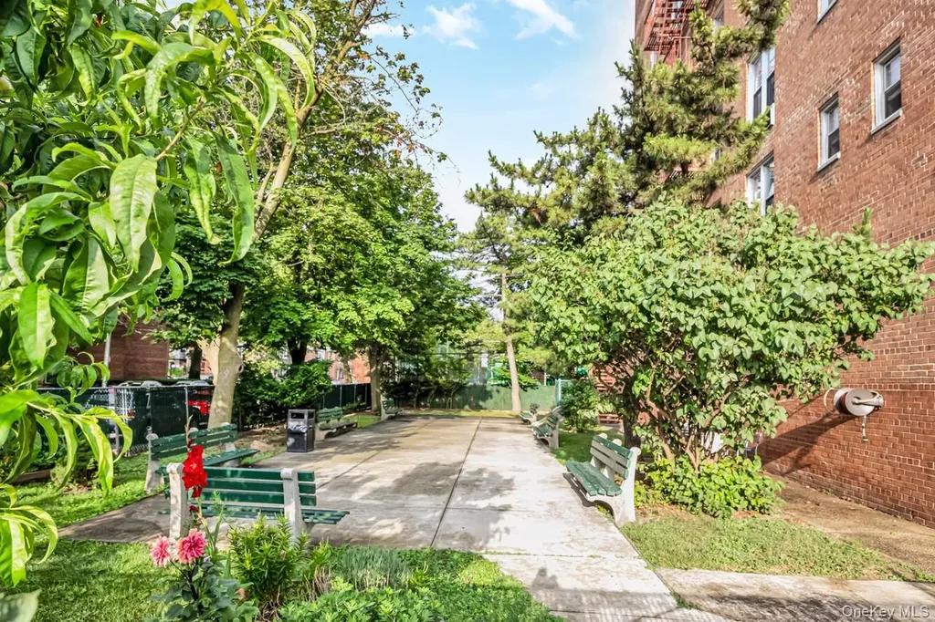 67-50 Thornton Place Forest Hills NY 11375