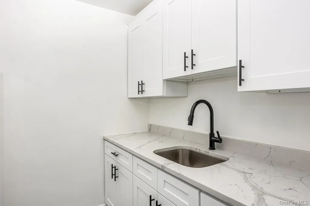 67-50 Thornton Place Forest Hills NY 11375