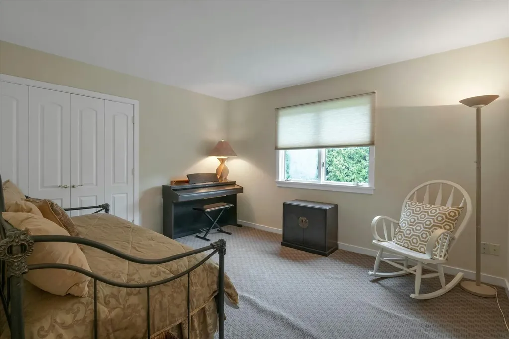 19 Trapping Way Pleasantville NY 10570