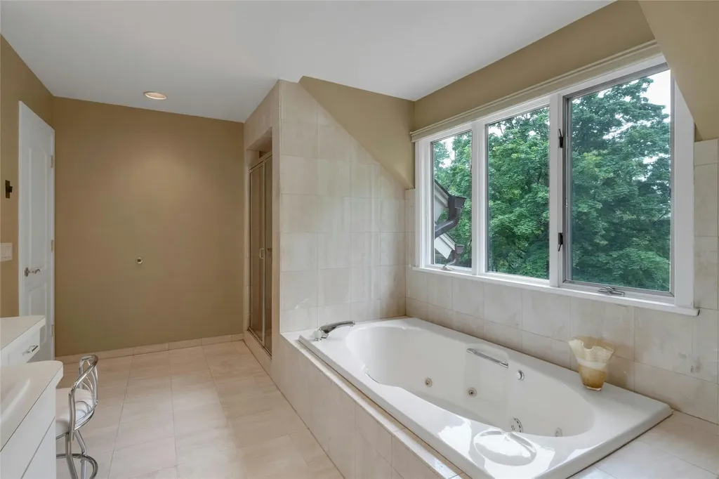 19 Trapping Way Pleasantville NY 10570