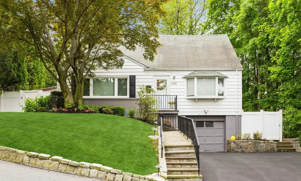 309 Chatterton Parkway Hartsdale NY 10530