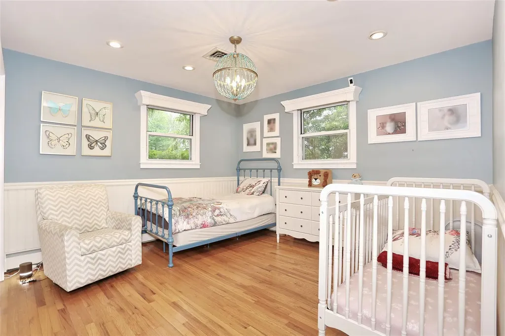 18 Oakwood Terrace Spring Valley NY 10977