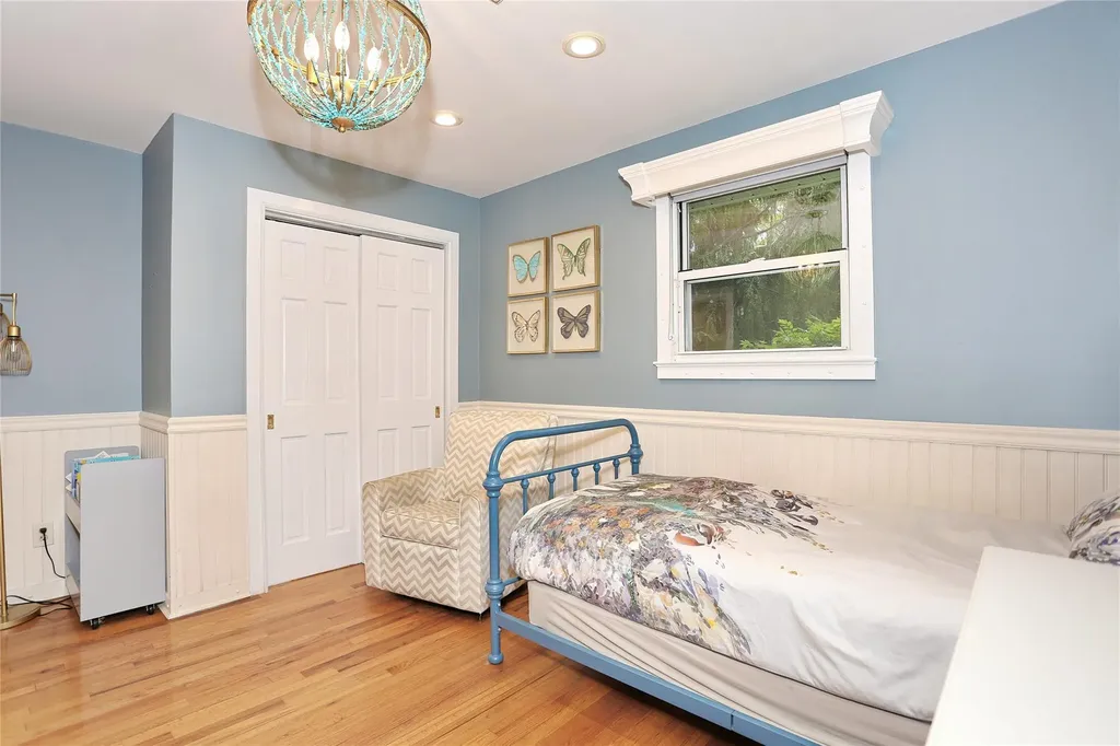 18 Oakwood Terrace Spring Valley NY 10977