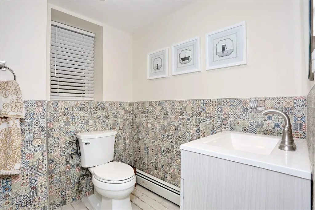 18 Oakwood Terrace Spring Valley NY 10977