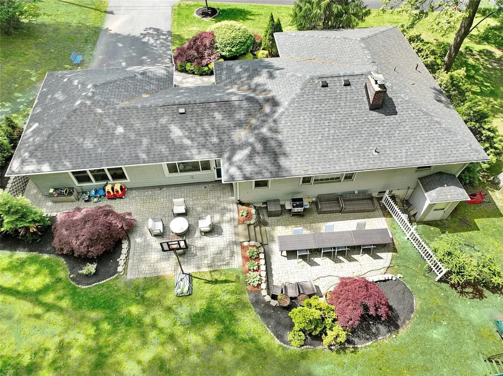 18 Oakwood Terrace Spring Valley NY 10977