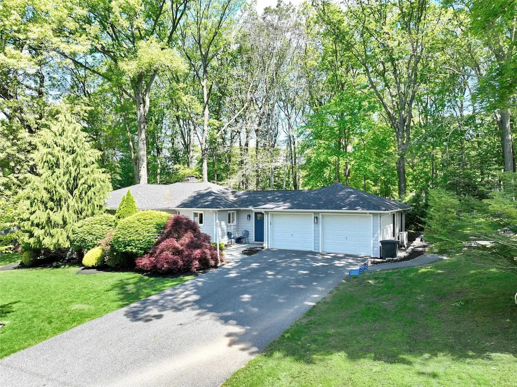 18 Oakwood Terrace Spring Valley NY 10977