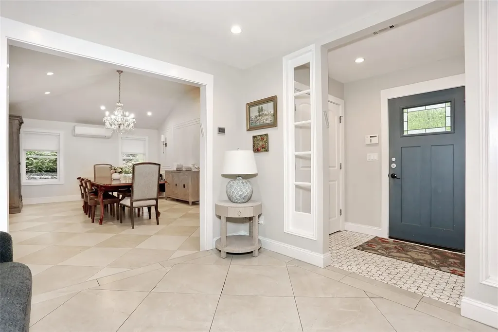 18 Oakwood Terrace Spring Valley NY 10977