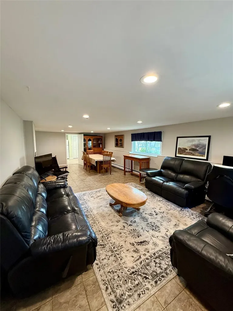 1122 Olive Place North Bellmore NY 11710