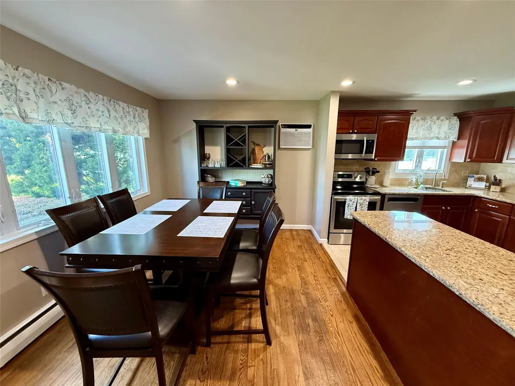 1122 Olive Place North Bellmore NY 11710
