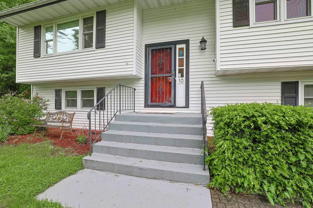10 Cregan Place Monroe NY 10950