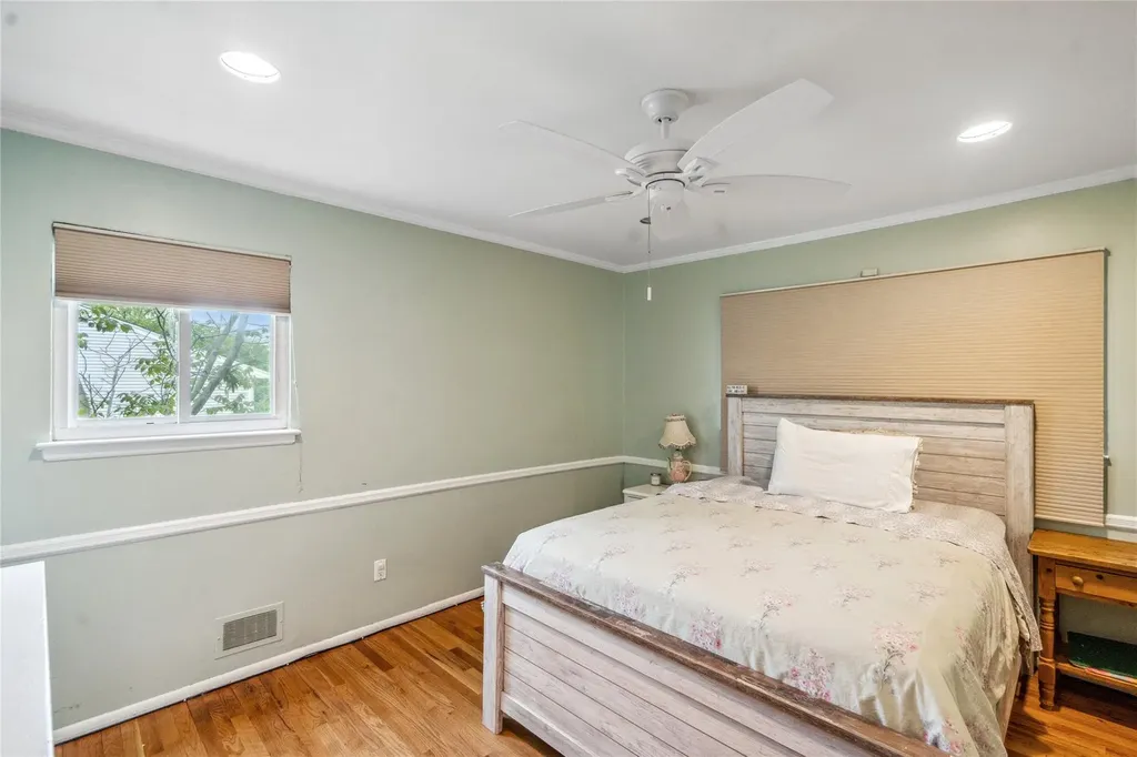 110 Cayuga Place Jericho NY 11753