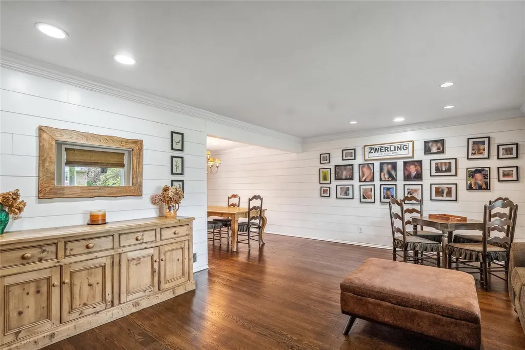 110 Cayuga Place Jericho NY 11753