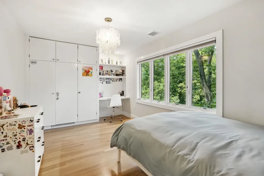 2 Lundy Lane Larchmont NY 10538