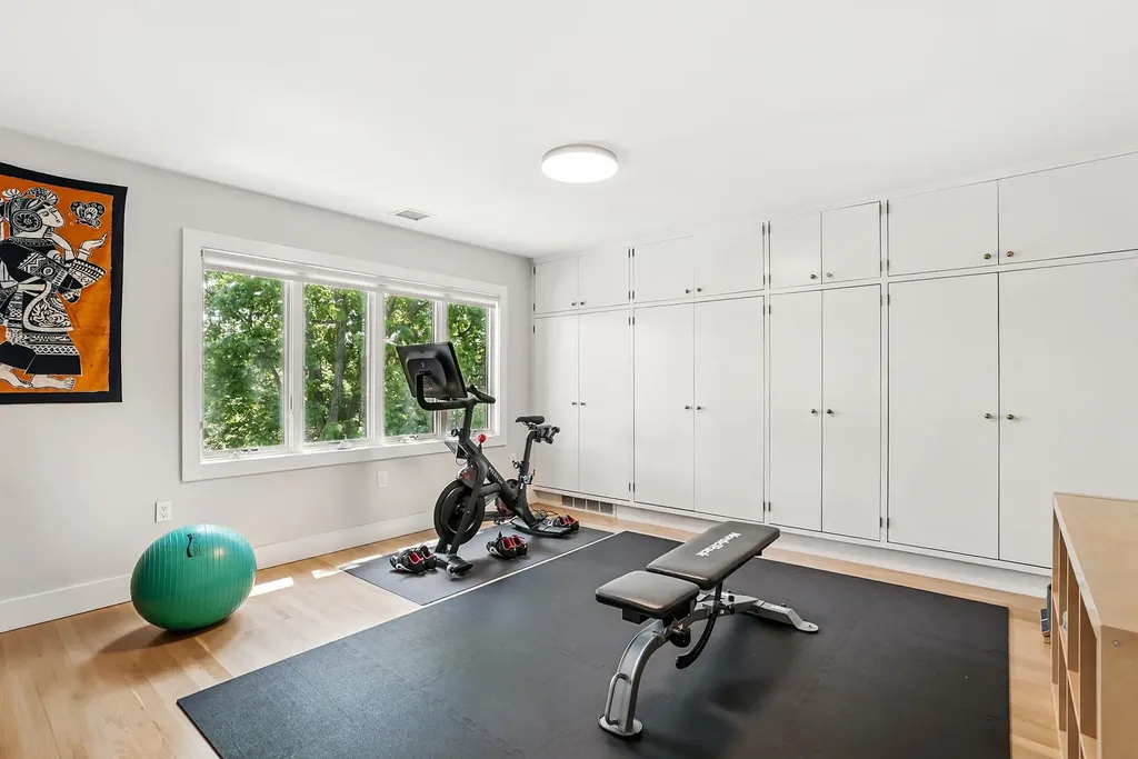 2 Lundy Lane Larchmont NY 10538