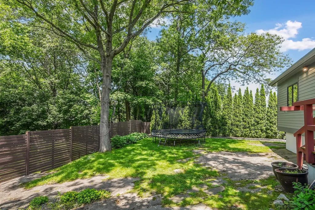 2 Lundy Lane Larchmont NY 10538