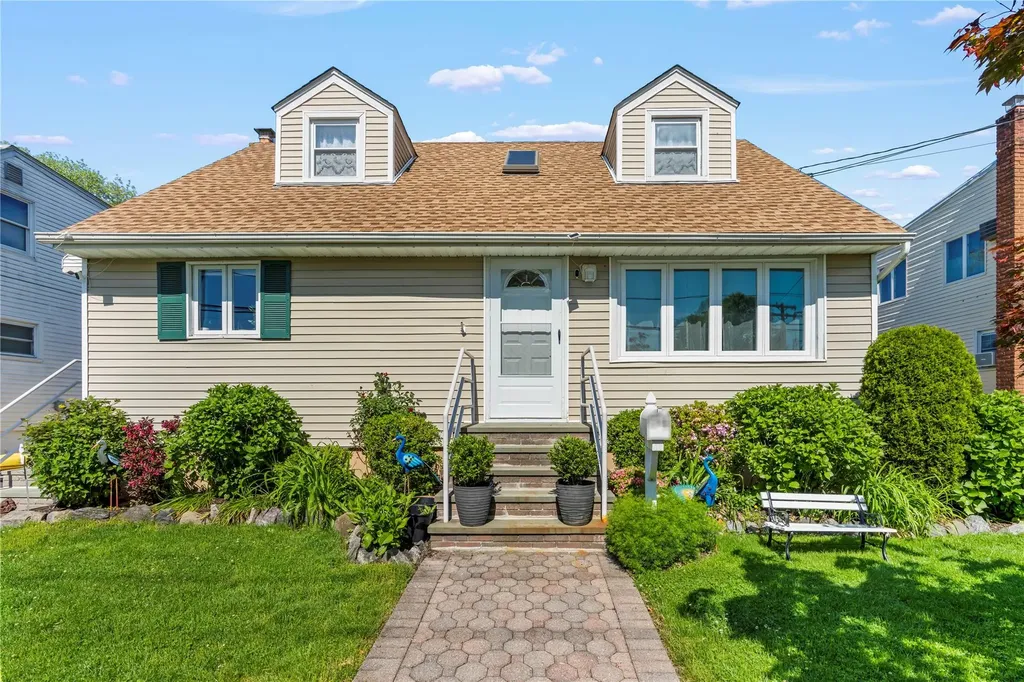 64 Chester Road Lynbrook NY 11563