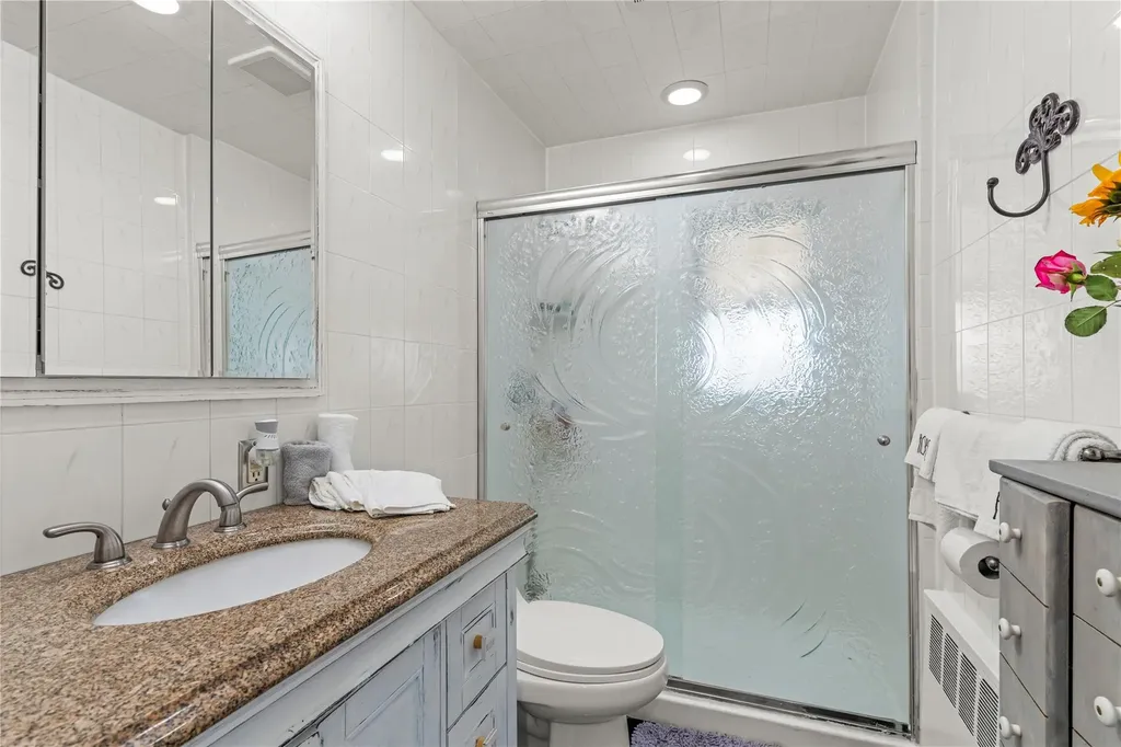 64 Chester Road Lynbrook NY 11563