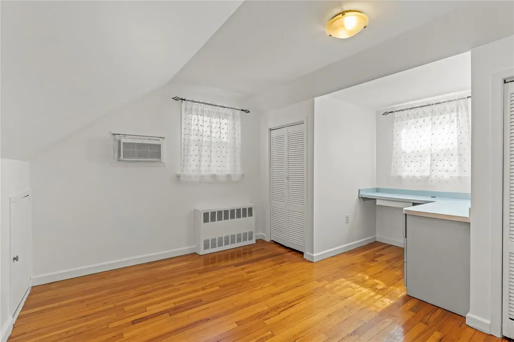 64 Chester Road Lynbrook NY 11563