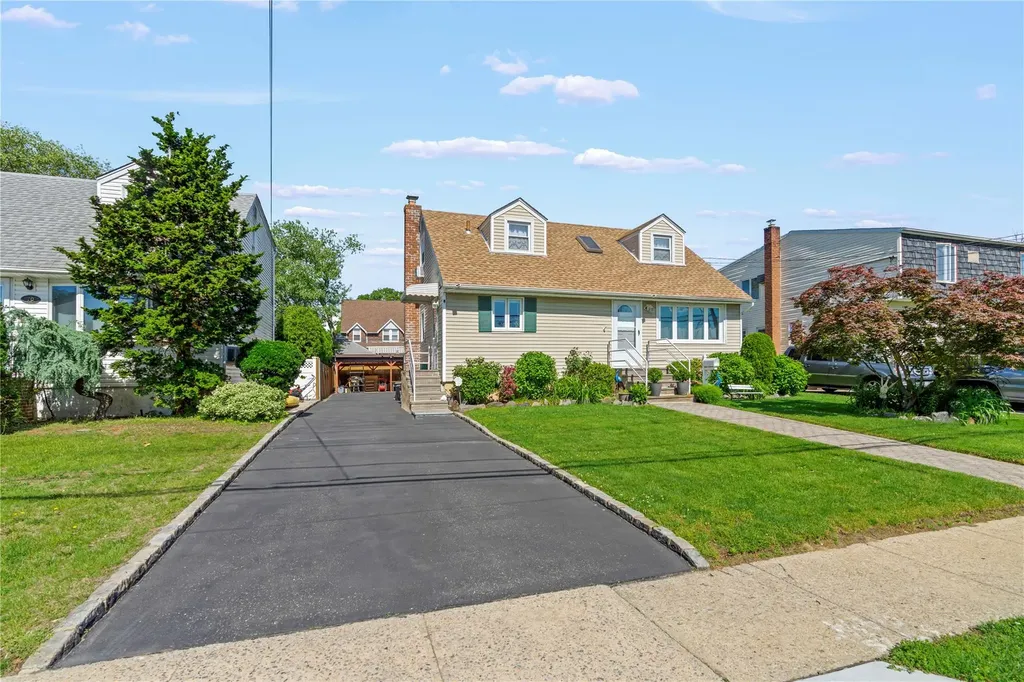 64 Chester Road Lynbrook NY 11563