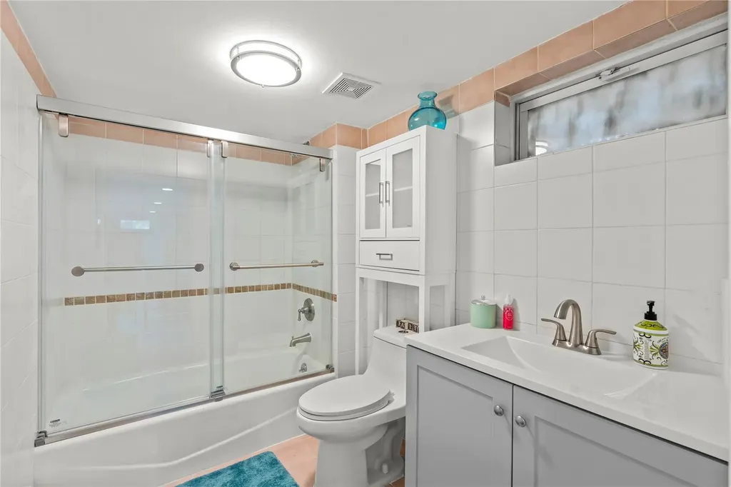 64 Chester Road Lynbrook NY 11563