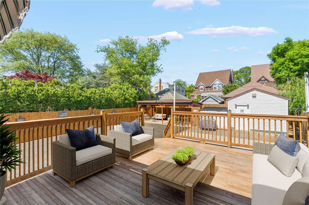 64 Chester Road Lynbrook NY 11563