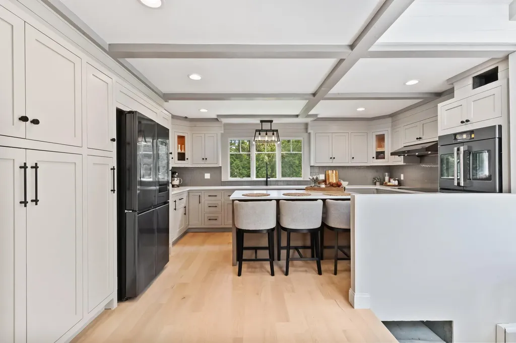 340 West Street Harrison NY 10528