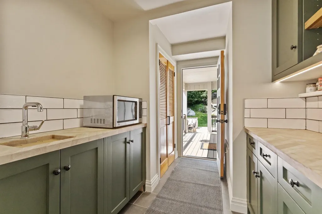 340 West Street Harrison NY 10528