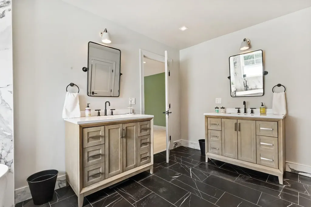 340 West Street Harrison NY 10528